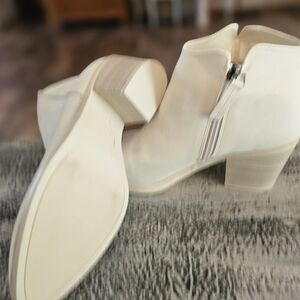 Women's Cream Ankle Boots